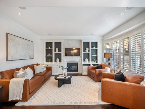 2 Denbury Court, Whitby, ON - Indoor Photo Showing Living Room With Fireplace