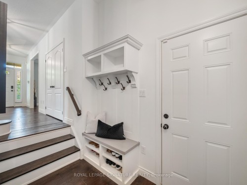 2 Denbury Court, Whitby, ON - Indoor Photo Showing Other Room