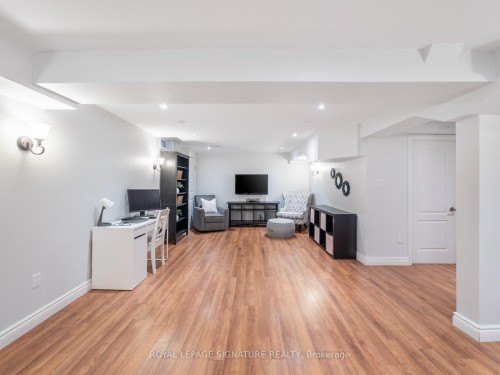 2 Denbury Court, Whitby, ON - Indoor