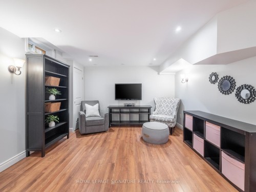 2 Denbury Court, Whitby, ON - Indoor