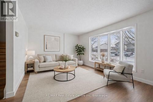Virtually staged - may not be exactly as appears - 896 Elgin Street N, Cambridge, ON - Indoor Photo Showing Living Room