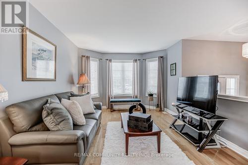 48 Bloom Avenue, Clarington, ON - Indoor Photo Showing Living Room
