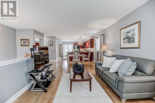 48 Bloom Avenue, Clarington, ON - Indoor Photo Showing Living Room