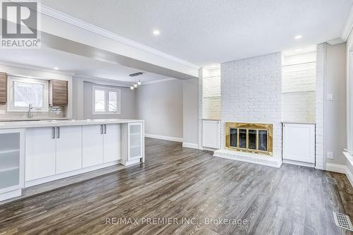 2395 Benedet Drive, Mississauga, ON - Indoor With Fireplace