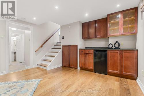 581 Braemore Road, Burlington, ON - Indoor