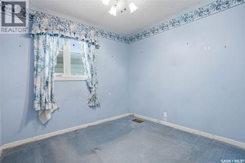4708 4Th Avenue, Regina, SK - Indoor Photo Showing Other Room