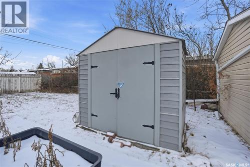 4708 4Th Avenue, Regina, SK - Outdoor