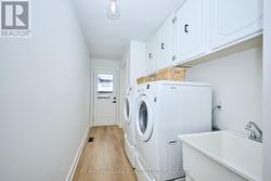 Laundry - main floor - 