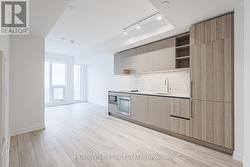 5112 - 55 MERCER STREET  Toronto, ON M5V 3W2