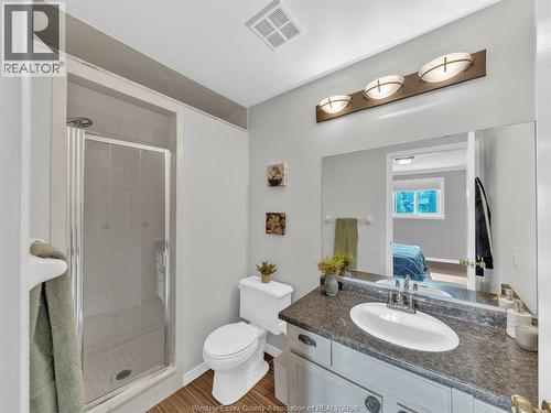 1046 Rendezvous, Windsor, ON - Indoor Photo Showing Bathroom
