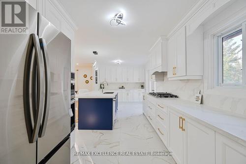 14812 Centreville Creek Road, Caledon, ON - Indoor Photo Showing Kitchen