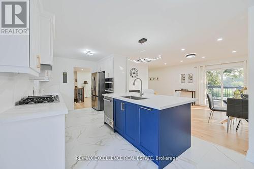 14812 Centreville Creek Road, Caledon, ON - Indoor Photo Showing Kitchen