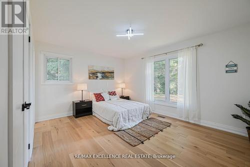 14812 Centreville Creek Road, Caledon, ON - Indoor Photo Showing Bedroom