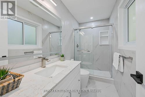 14812 Centreville Creek Road, Caledon, ON - Indoor Photo Showing Bathroom