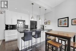 Dining Room , Breakfast Bar - 