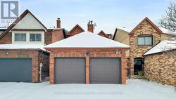 125 NORTH MEADOW CRESCENT  Vaughan, ON L4J 3C4