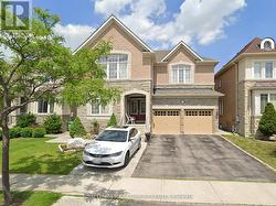 9 HAWKRIDGE TRAIL  Brampton, ON L6P 2T5