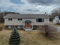 74 Beach Road  Eastport, NL A0G 1Z0