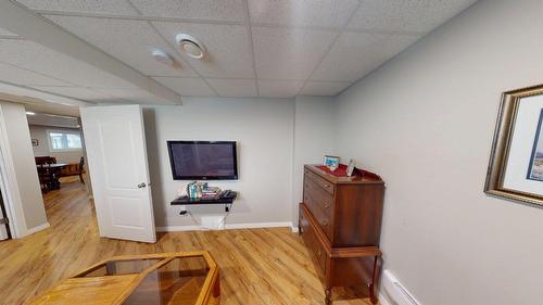 50-1401 30Th Avenue, Cranbrook, BC - Indoor Photo Showing Other Room