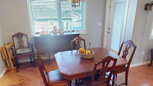 50-1401 30Th Avenue, Cranbrook, BC - Indoor Photo Showing Dining Room