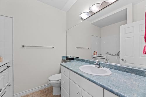 408-1961 Durnin Road, Kelowna, BC - Indoor Photo Showing Bathroom