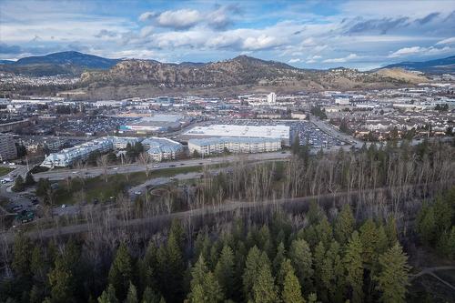 408-1961 Durnin Road, Kelowna, BC - Outdoor With View