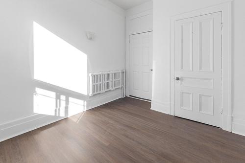 Bedroom - 2320 Av. Marcil, Montréal (Côte-Des-Neiges/Notre-Dame-De-Grâce), QC - Indoor Photo Showing Other Room