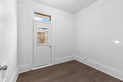 Bedroom - 2320 Av. Marcil, Montréal (Côte-Des-Neiges/Notre-Dame-De-Grâce), QC - Indoor Photo Showing Other Room