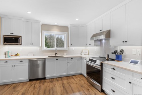 4090 Otter Point Rd, Sooke, BC 