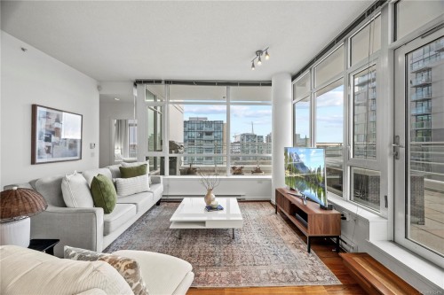 1401-834 Johnson St  Victoria, BC V8W 1N3