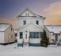 620 Church AVE  Winnipeg, MB R2W 1C8