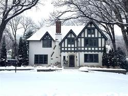 135 Ash ST  Winnipeg, MB R3N 0P4