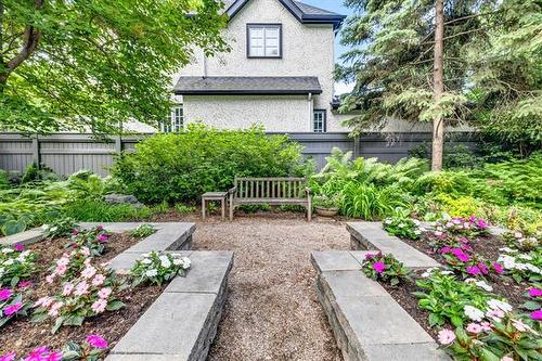 135 Ash St, Winnipeg, MB 