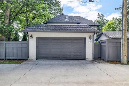 135 Ash St, Winnipeg, MB 