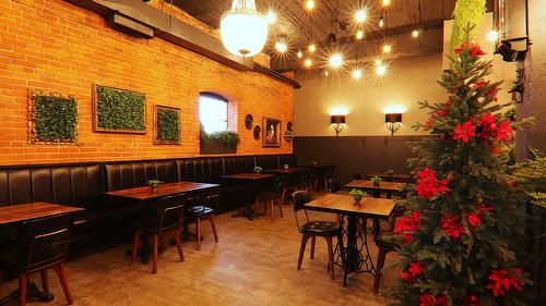 4917  47 St, Camrose, AB 