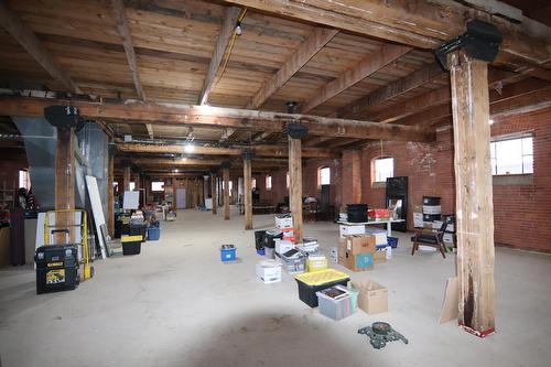 4917  47 St, Camrose, AB 