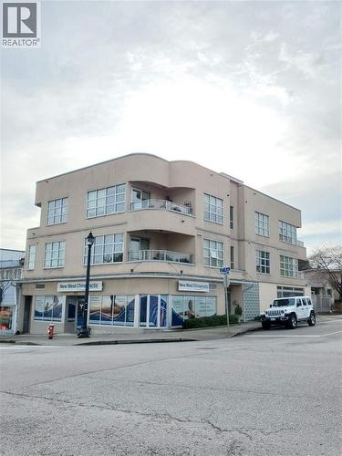 818 TWELFTH STREET  New Westminster, BC V3M 4K1