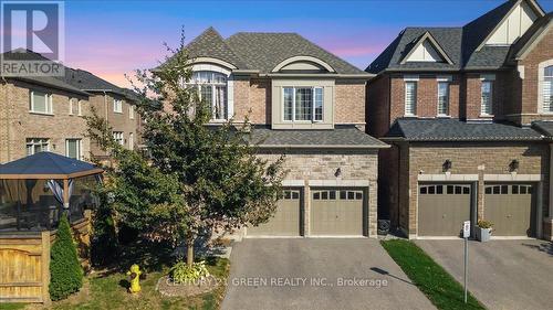 9 COATES OF ARMS LANE N  Ajax, ON L1T 3S2