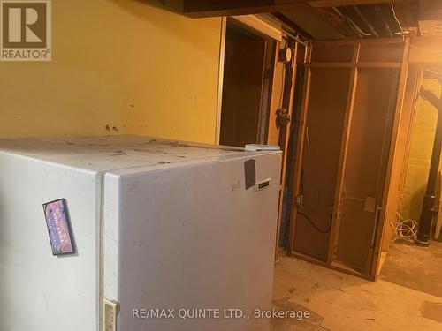 55 Connaught Avenue, London East (East G), ON - Indoor Photo Showing Basement