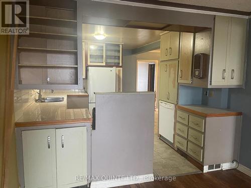 55 Connaught Avenue, London East (East G), ON - Indoor