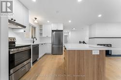 14 MULVAGH AVENUE  Ottawa, ON K2E 6M6