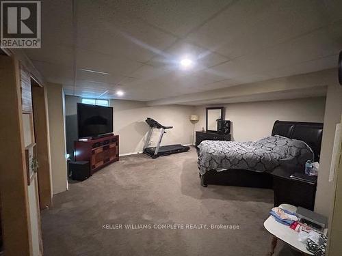 453 Leonard Avenue, Welland (Prince Charles), ON - Indoor