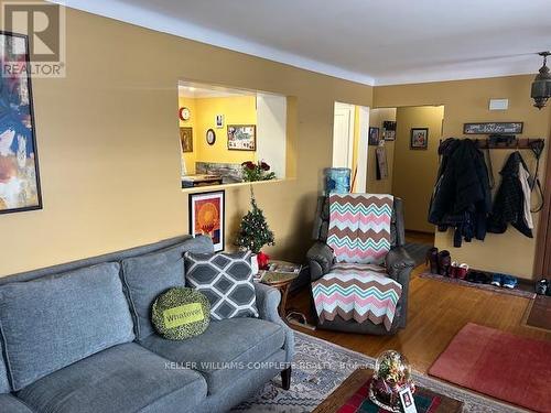 453 Leonard Avenue, Welland (Prince Charles), ON - Indoor