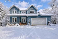 10 Ch. des Outardes  Sainte-Anne-Des-Lacs, QC J0R 1B0