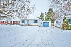 17 LORA STREET  St. Catharines (Vine/Linwell), ON L2N 3S4
