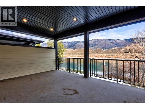2850 Thompson Drive, Kamloops, BC - Outdoor