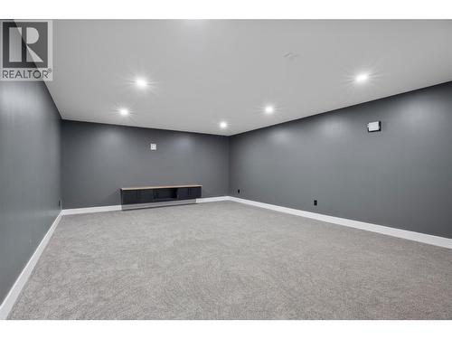 2850 Thompson Drive, Kamloops, BC - Indoor
