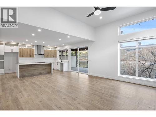 2850 Thompson Drive, Kamloops, BC - Indoor