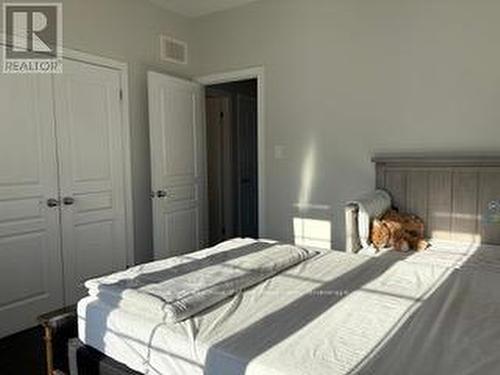 107 East'S Corners Boulevard, Vaughan, ON - Indoor Photo Showing Bedroom