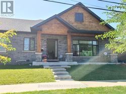 24 HOWBERT DRIVE  Toronto, ON M9N 3L2